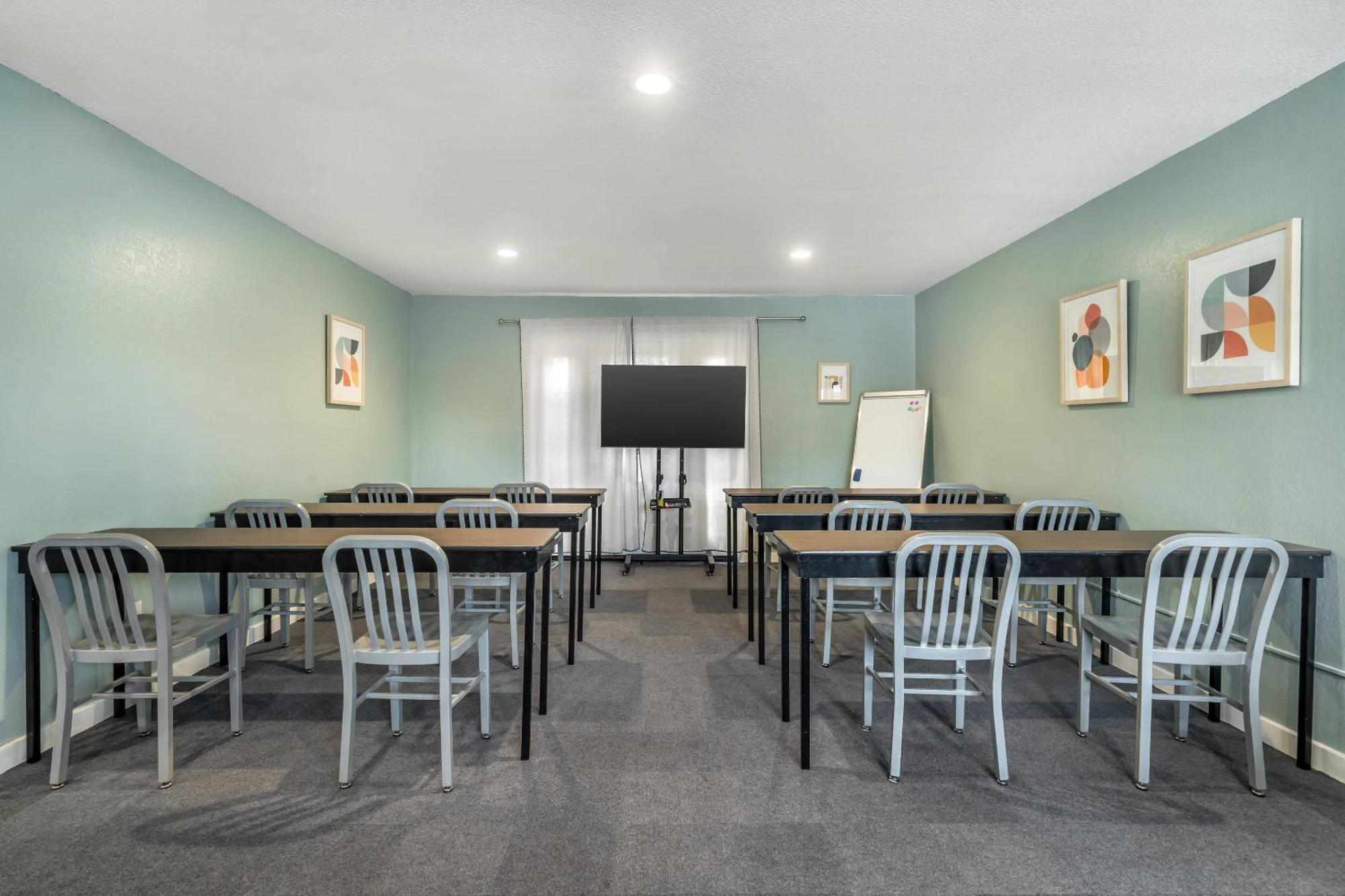 The Sandman Santa Rosa Sonoma, Ascend Hotel Collection Exterior photo